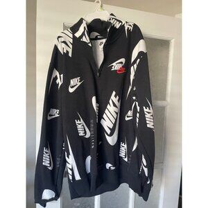 Nike Men’s Quarter Zip Sweatshirt